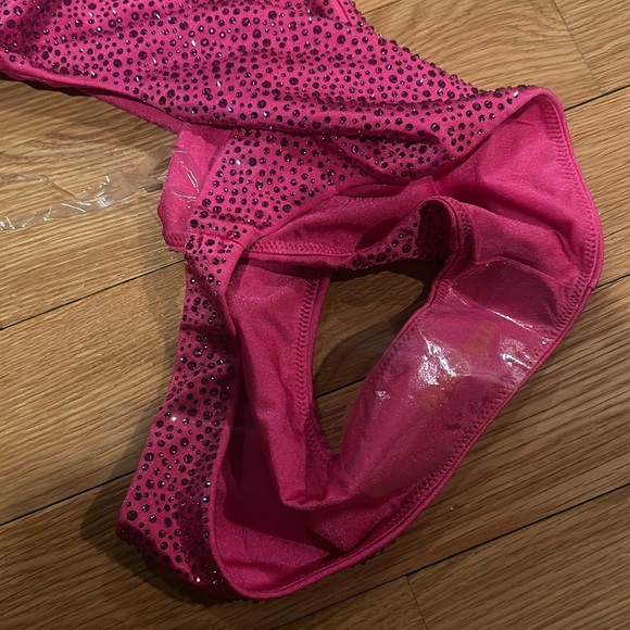 Cult Gaia Bisa One Piece Swimsuit in Dragonfruit NEW - Picture 16 of 16